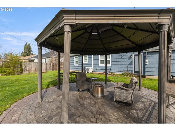 $339,000 | 824 West Nebo Street, Roseburg, OR 97471