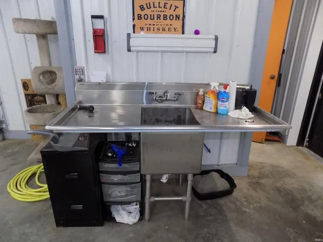 $349,900 | 922 North County Road 700 West, Richland, IN 47634