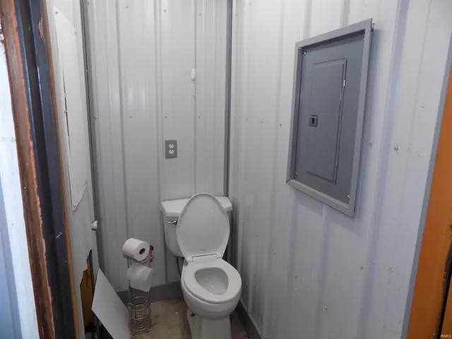 $349,900 | 922 North County Road 700 West, Richland, IN 47634