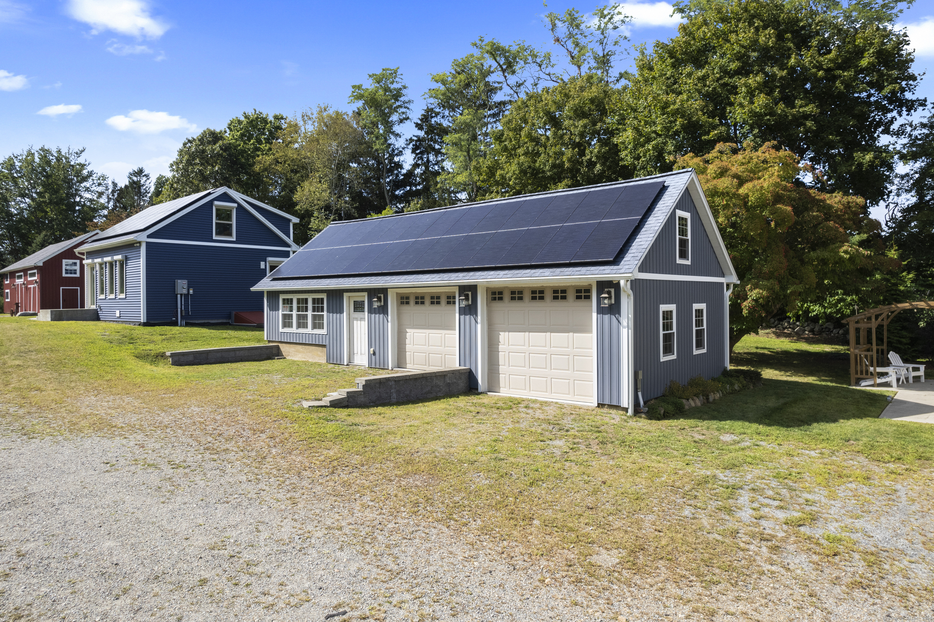 587 Taugwonk Road Stonington, CT 06378 - Photo 9 of 38 Gallery Image 9