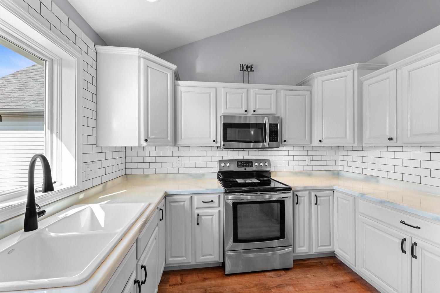 35 Harrison Lane Reedsburg, WI 53959 - Photo 17 of 51