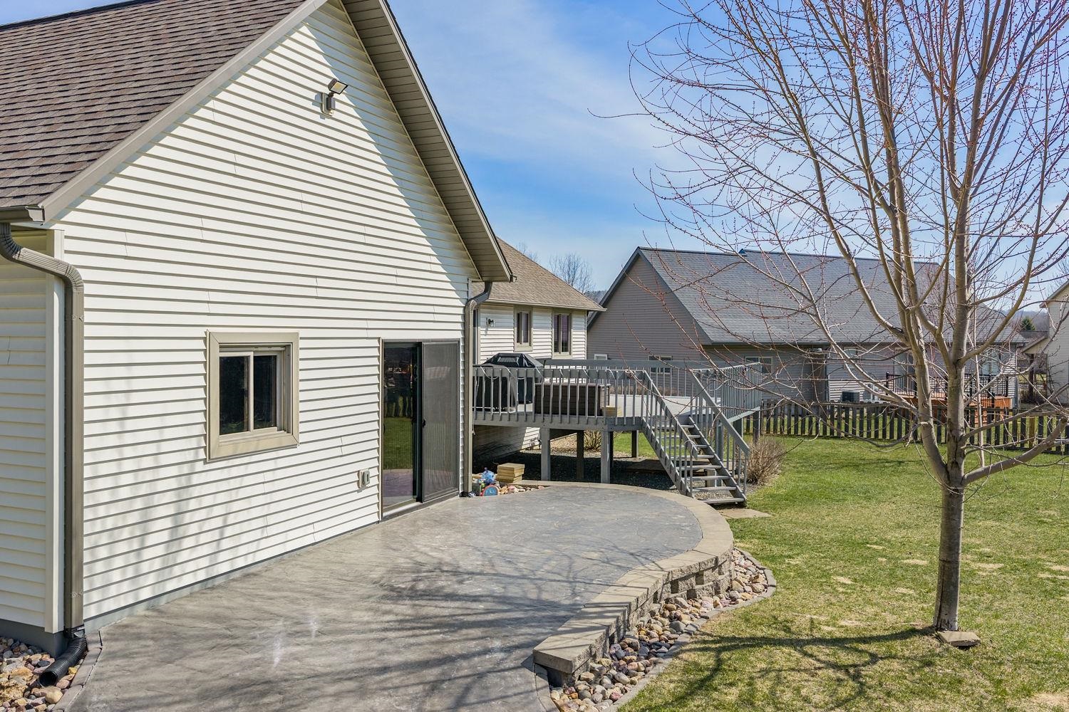 35 Harrison Lane Reedsburg, WI 53959 - Photo 7 of 51