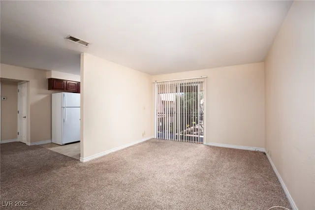 $1,045 | 4310 Sandy River Drive, Unit 62, Las Vegas, NV 89103