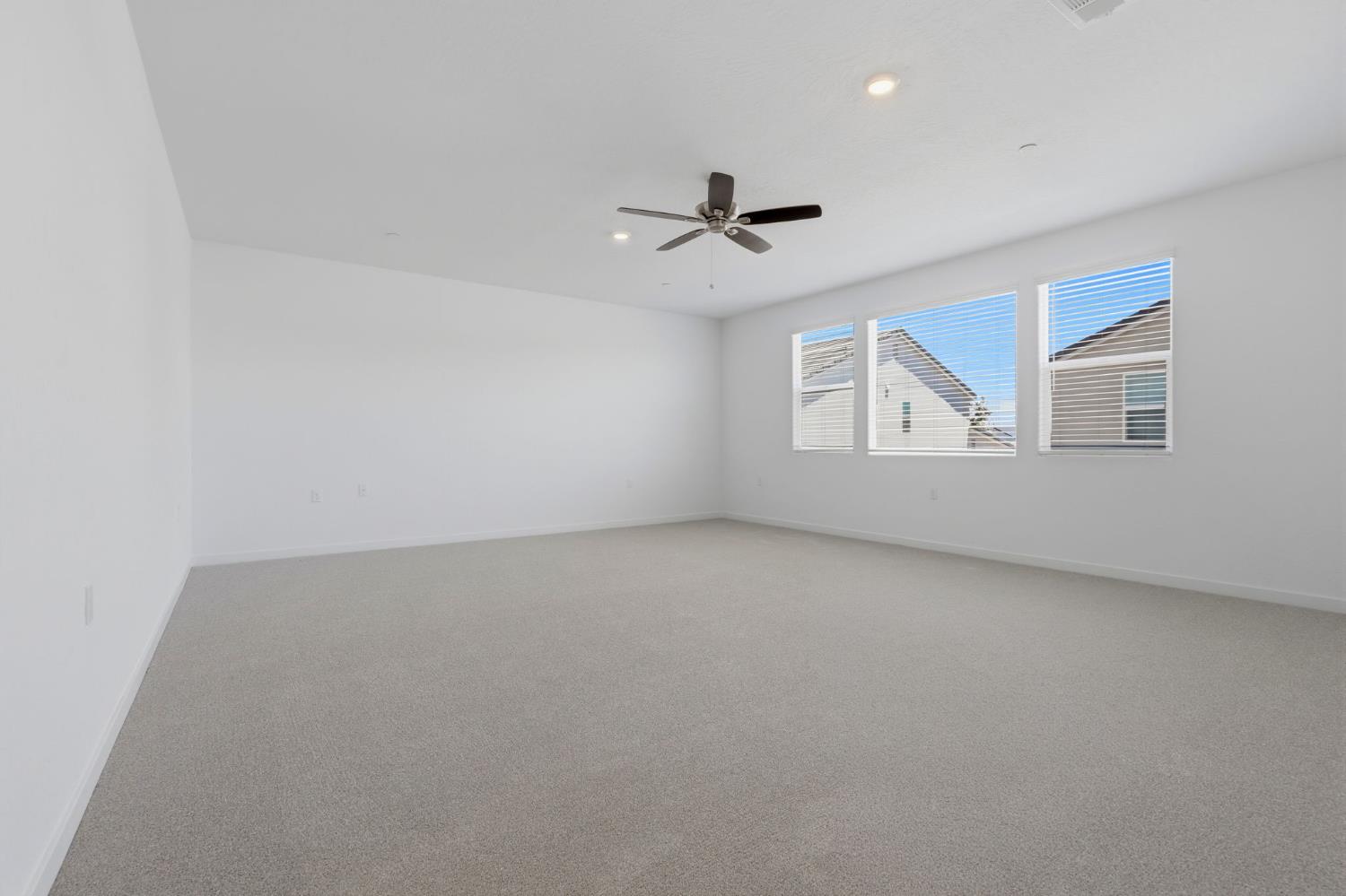 3937 Buttercup Road Madera, CA 93636 - Photo 43 of 74