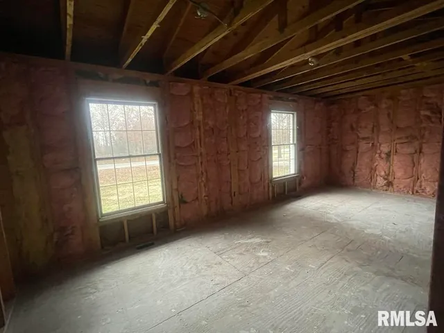 $225,000 | 7837 Highway 37, Benton, IL 62812