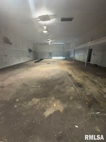 $225,000 | 7837 Highway 37, Benton, IL 62812