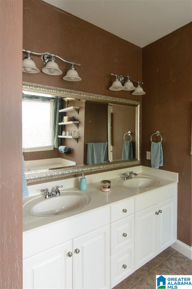 275 Linwood Road Sterrett, AL 35147 - Photo 16 of 38