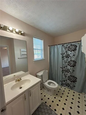 $2,500 | 5335 Lakebrooke Run, Stone Mountain, GA 30087