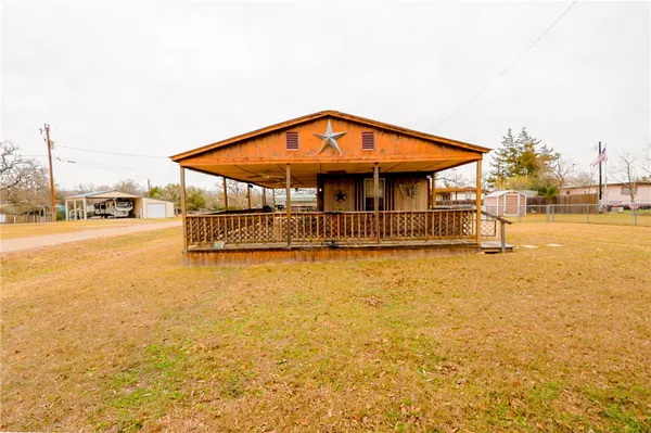$130,000 | 301 Glennwood Circle, Somerville, TX 77879