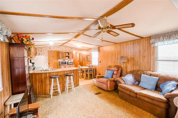$130,000 | 301 Glennwood Circle, Somerville, TX 77879