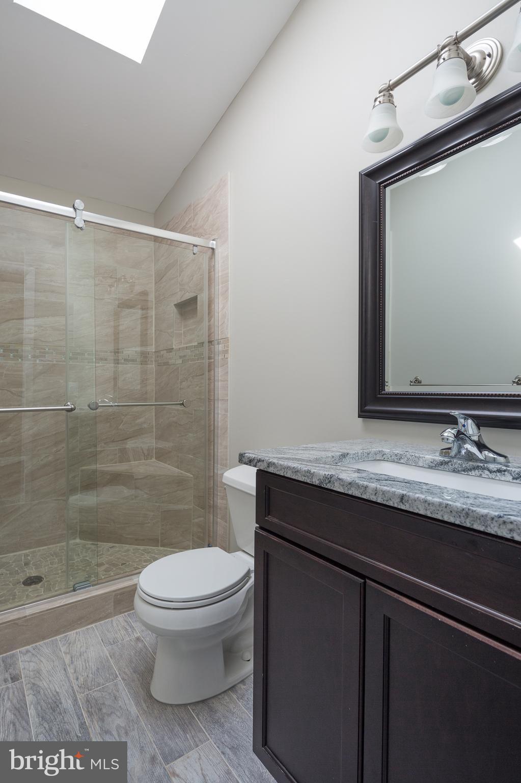 1654 Oak Spring Way Reston, VA 20190 - Photo 12 of 22 Bath (Master)