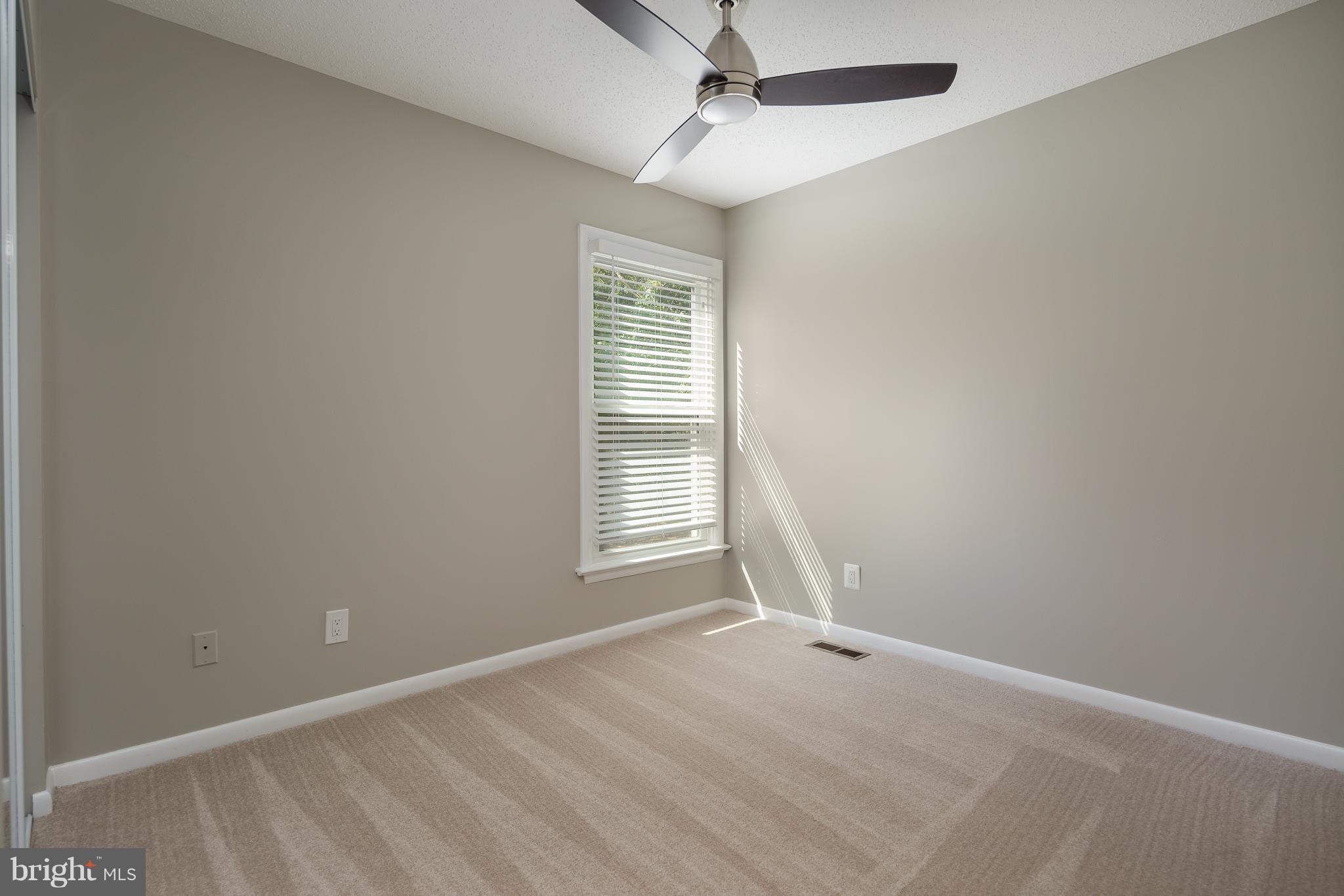 1654 Oak Spring Way Reston, VA 20190 - Photo 5 of 22 3rd Bedroom remote control fan