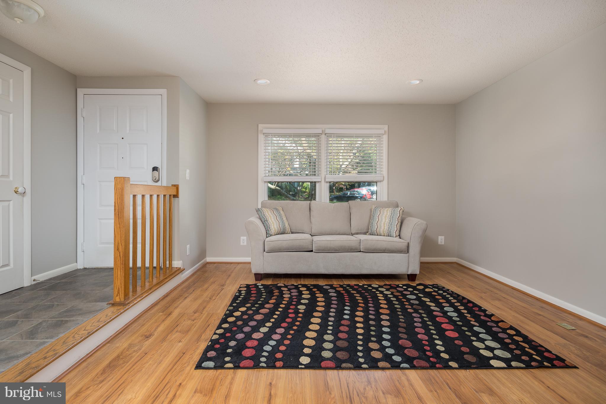 1654 Oak Spring Way Reston, VA 20190 - Photo 7 of 22 Family Room