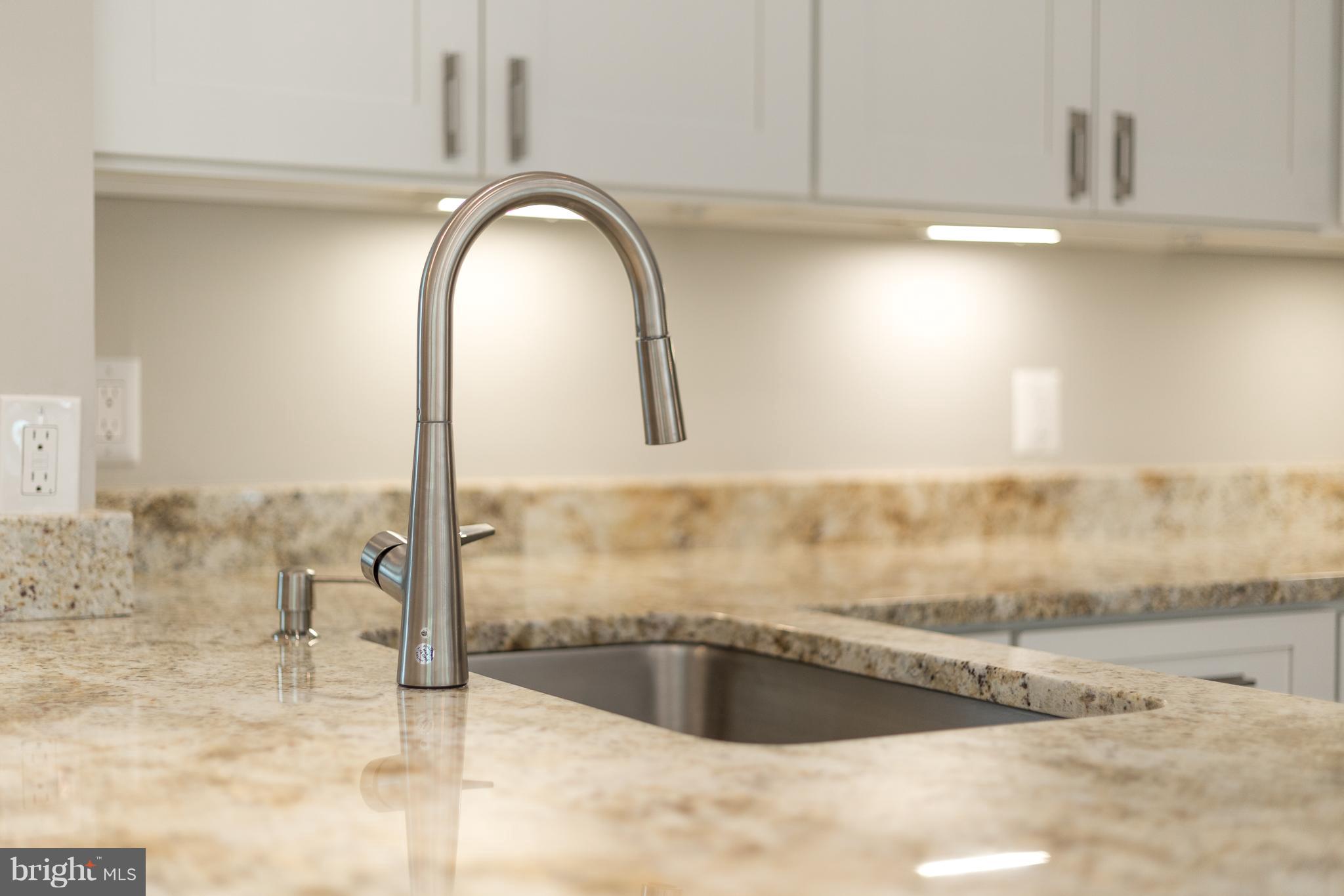 1654 Oak Spring Way Reston, VA 20190 - Photo 9 of 22 Kitchen