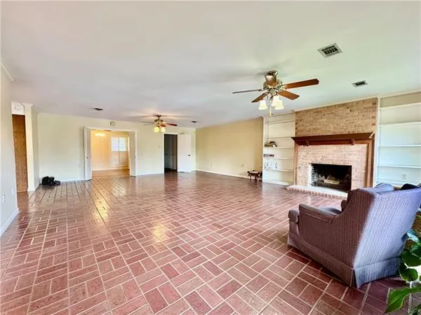 $399,000 | 713 Parkway Drive, Natchitoches, LA 71457