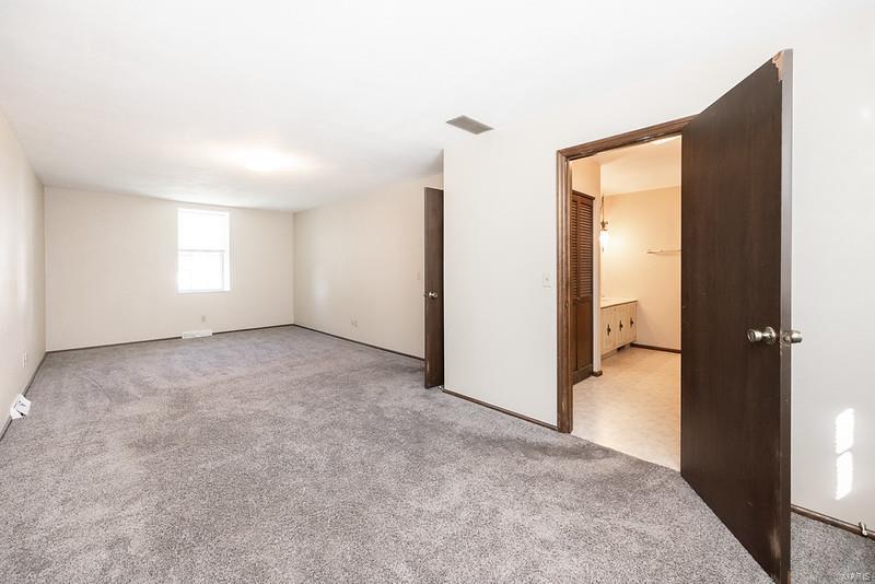 900 Reiss Road O'Fallon, IL 62269 - Photo 21 of 27 Gallery Image 21
