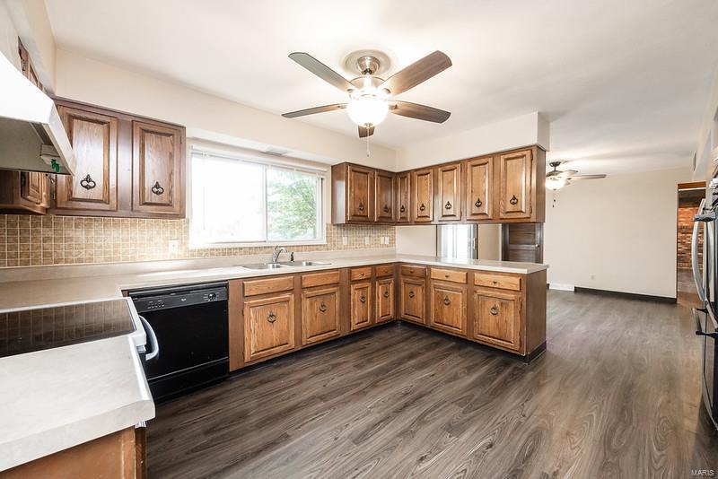 900 Reiss Road O'Fallon, IL 62269 - Photo 8 of 27 Gallery Image 8