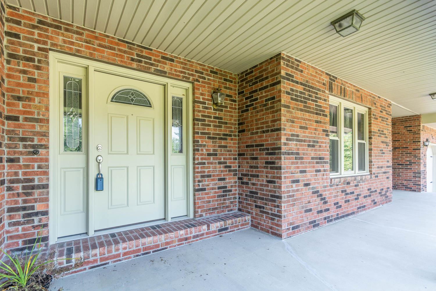1363 West That Road Bloomington, IN 47403 - Photo 2 of 32