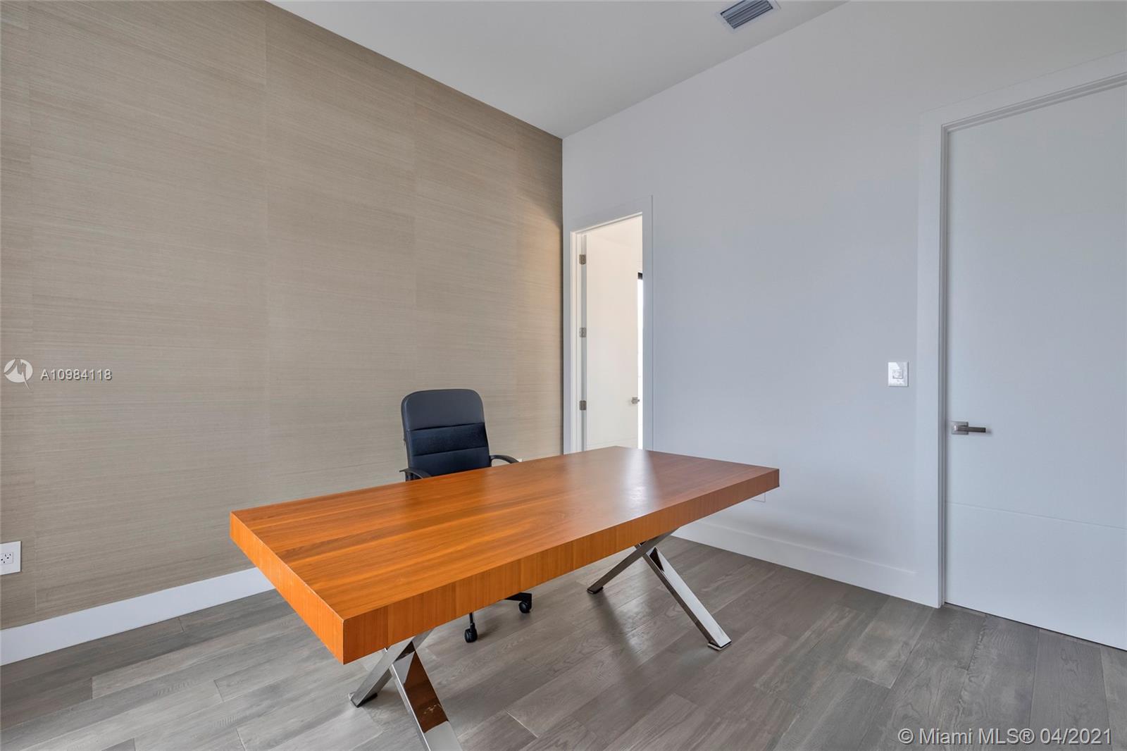 16610 Sunset Way Weston, FL 33326 - Photo 4 of 55 a area with table and chair