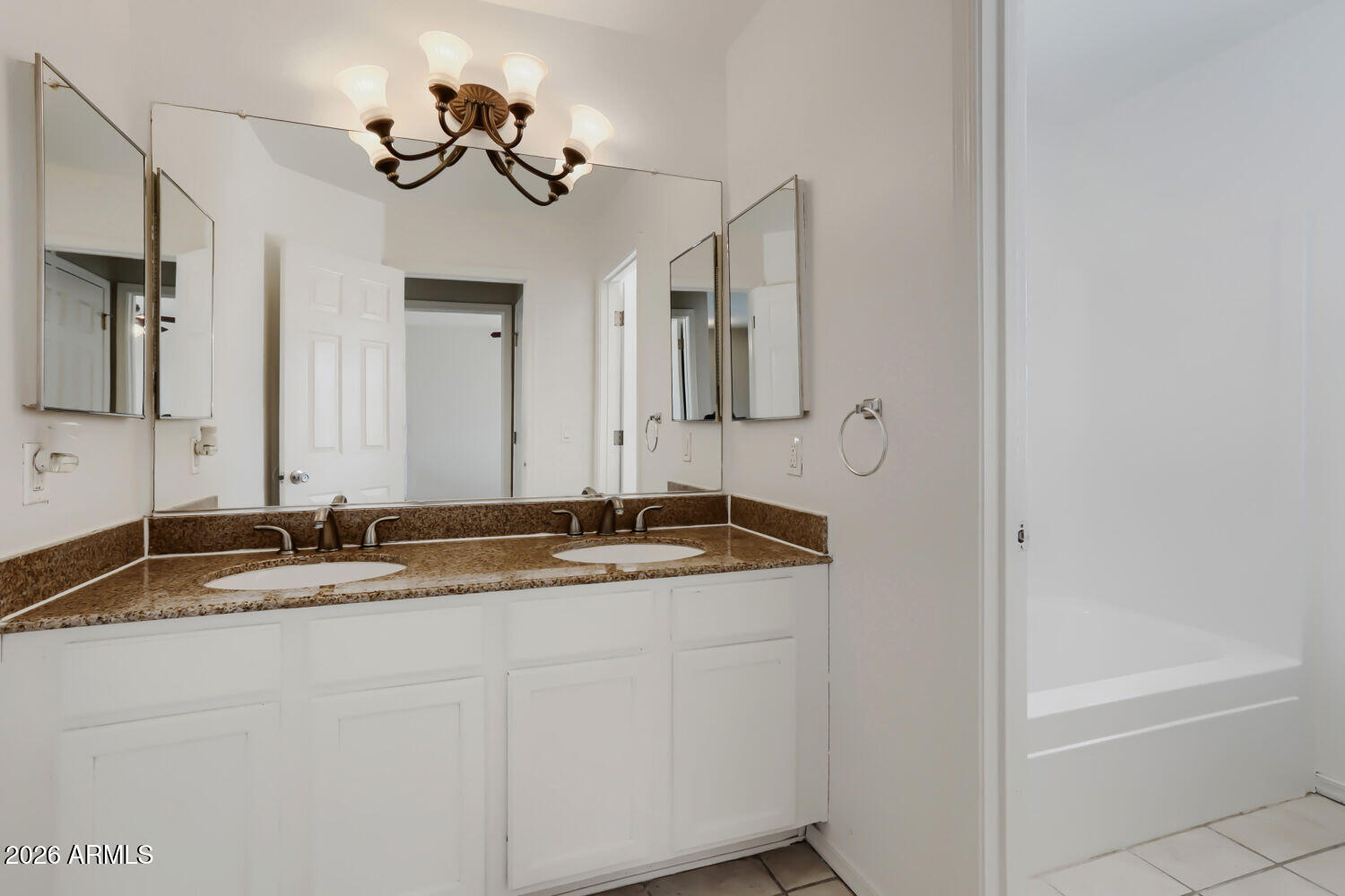10758 West Alvarado Road Avondale, AZ 85392 - Photo 22 of 29 10758 W Alvarado Rd - Web Quality - 024