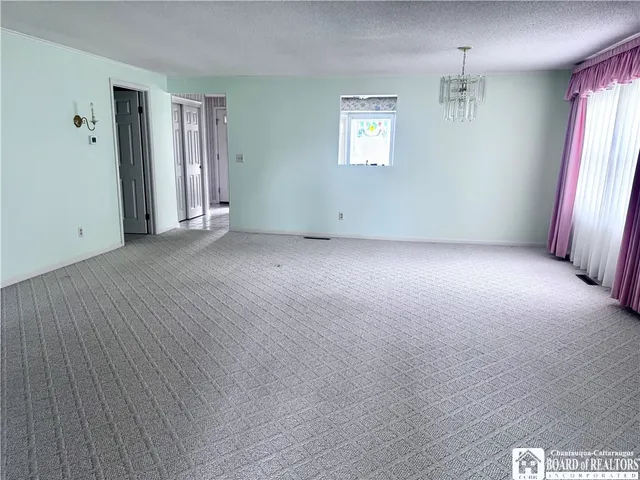 $207,500 | 12 Ahrens Place, Pomfret, NY 14063