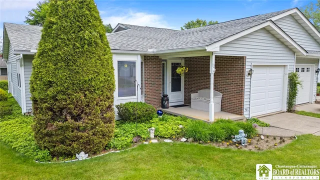 $207,500 | 12 Ahrens Place, Pomfret, NY 14063