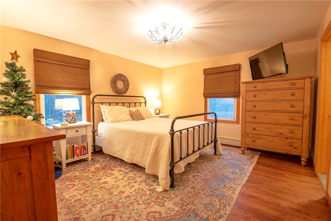 1062 Snake Hill Road Glocester, RI 02857 - Photo 13 of 29