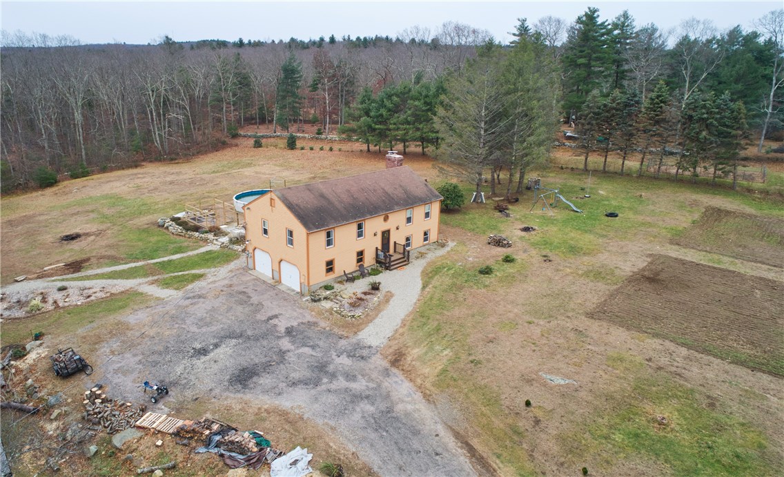 1062 Snake Hill Road Glocester, RI 02857 - Photo 3 of 29