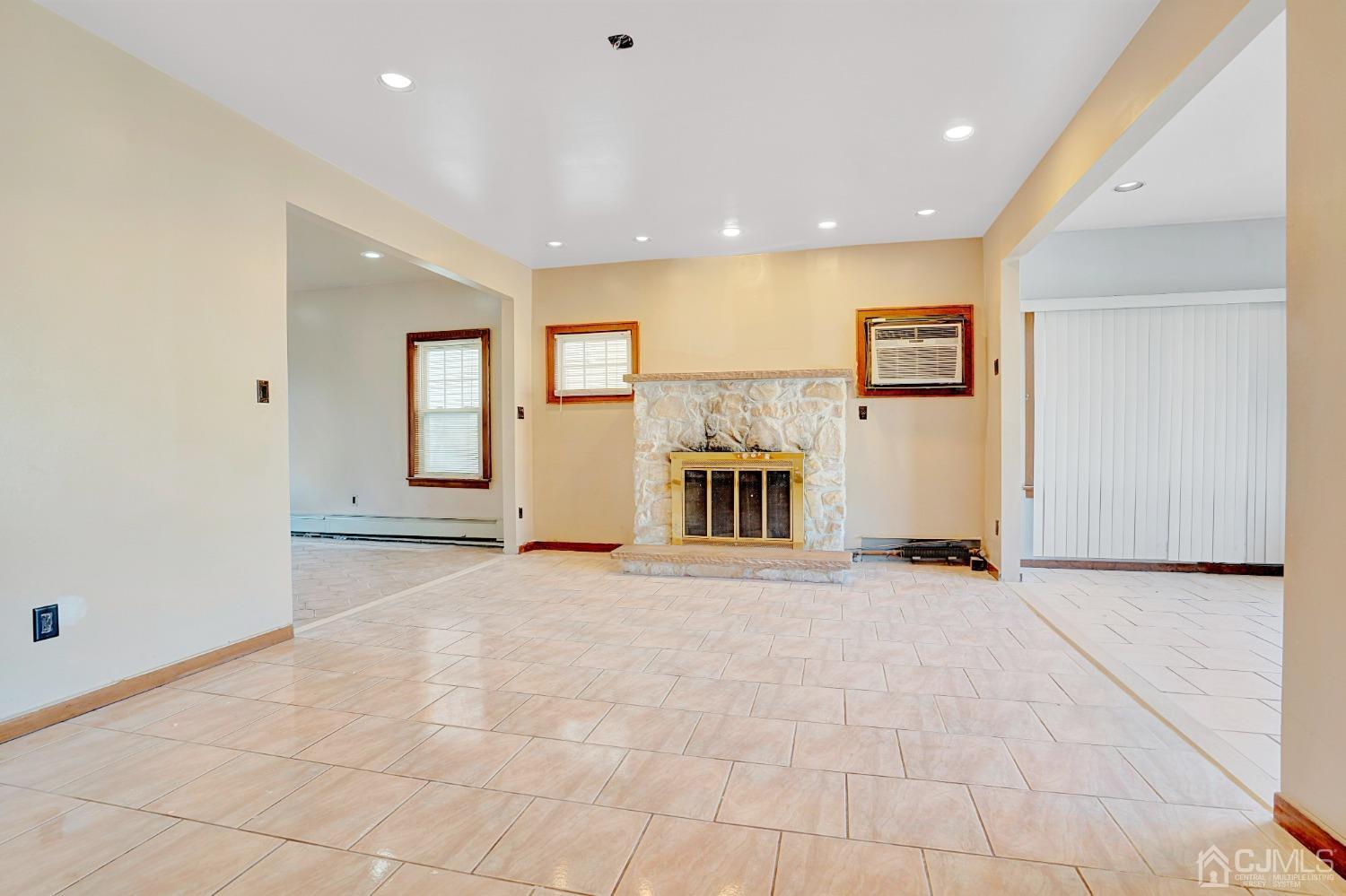 296 Argyle Place Kearny, NJ 07032 - Photo 19 of 38 a view of an empty room with a window