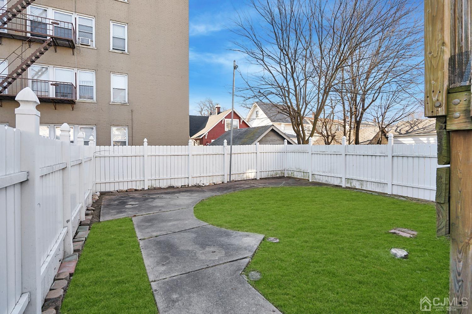 296 Argyle Place Kearny, NJ 07032 - Photo 37 of 38 a view of a backyard