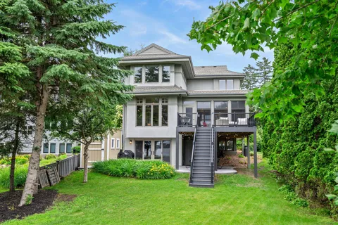 $2,400,000 | 1161 Park Avenue, Mahtomedi, MN 55115
