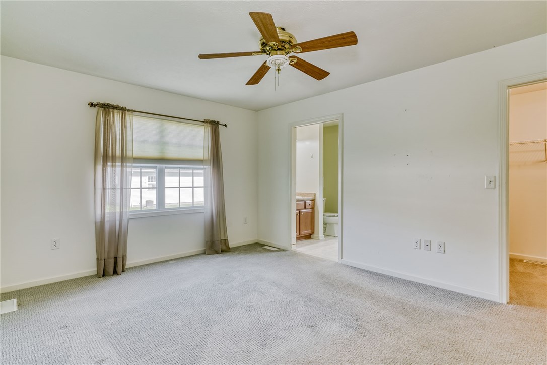 200 Rayfield Circle Webster, NY 14580 - Photo 27 of 41 MASTER BEDROOM