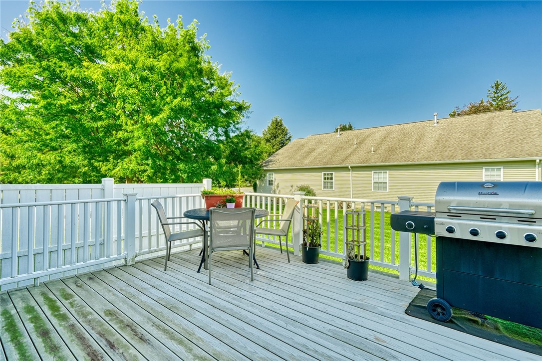200 Rayfield Circle Webster, NY 14580 - Photo 8 of 41 DECK
