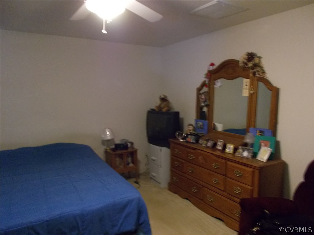 9412 Lockberry Ridge Loop Richmond, VA 23237 - Photo 9 of 23 Gallery Image 9