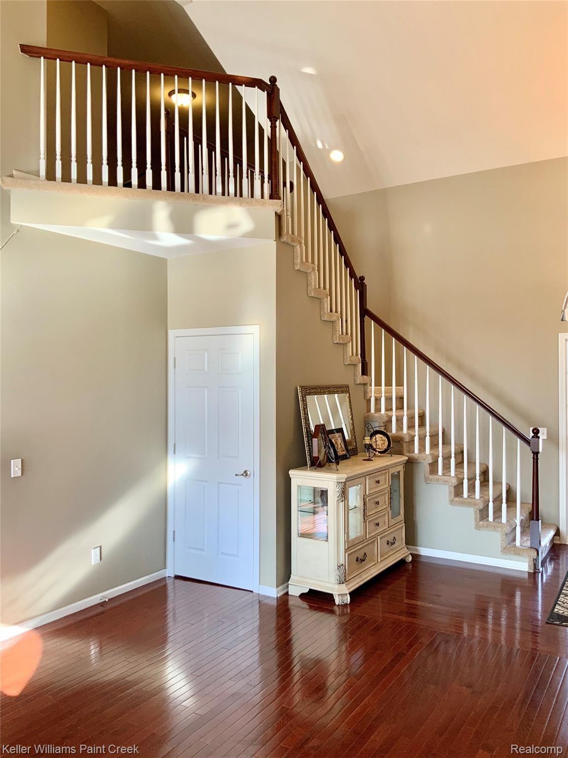 2745 Castlemartin Court Rochester, MI 48306 - Photo 21 of 26 A71B4FC2-9DE1-4AD0-8662-D775C8DB5257.jpeg