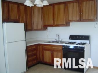 1604 Seminary Road Quincy, IL 62301 - Photo 3 of 6 Gallery Image 3
