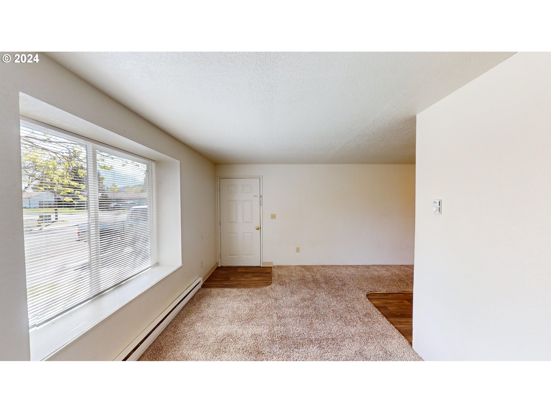 745 Manor Way Lebanon, OR 97355 - Photo 3 of 19 Gallery Image 3
