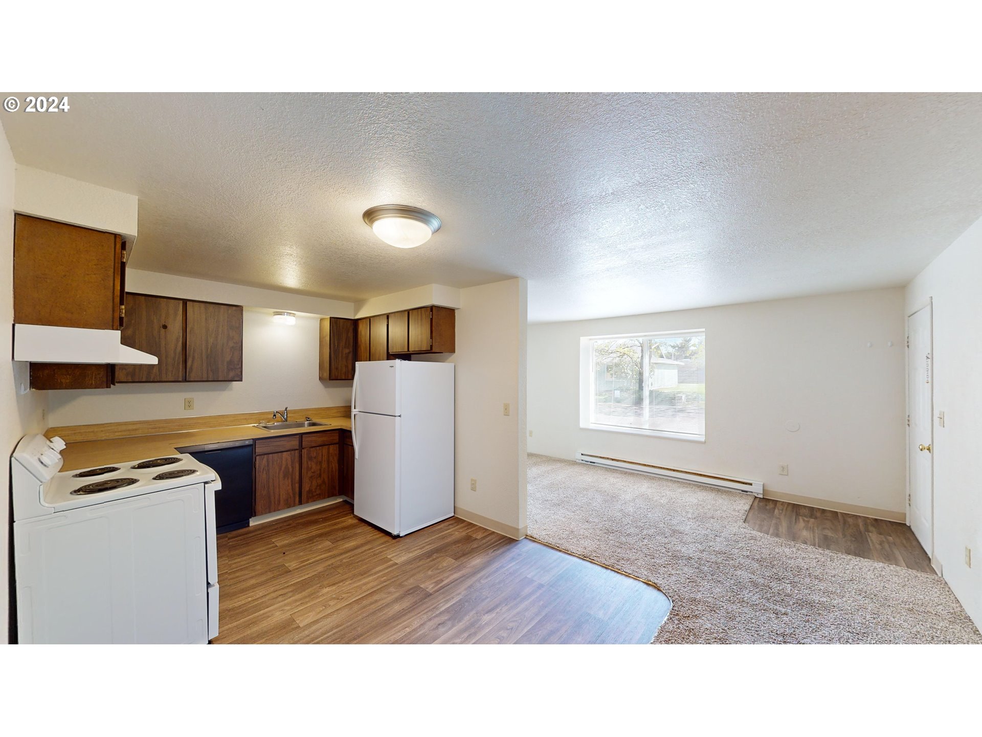 745 Manor Way Lebanon, OR 97355 - Photo 6 of 19 Gallery Image 6