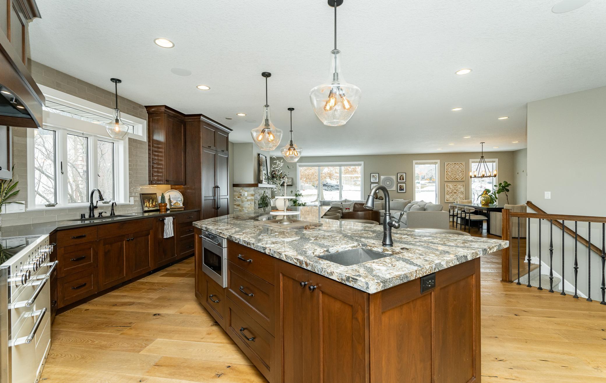 1105 Greystone Lane Southwest Rochester, MN 55902 - Photo 16 of 72