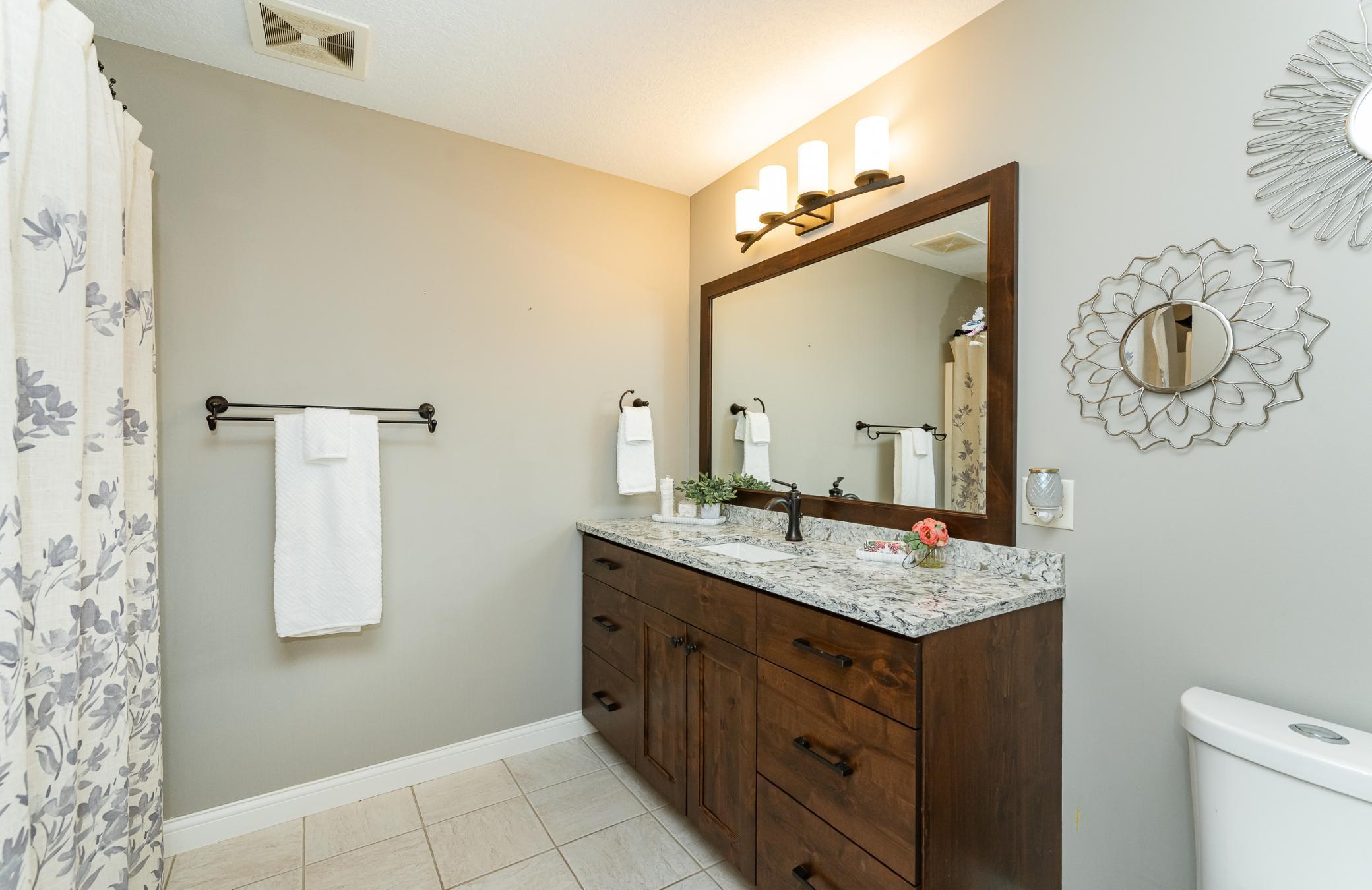 1105 Greystone Lane Southwest Rochester, MN 55902 - Photo 45 of 72