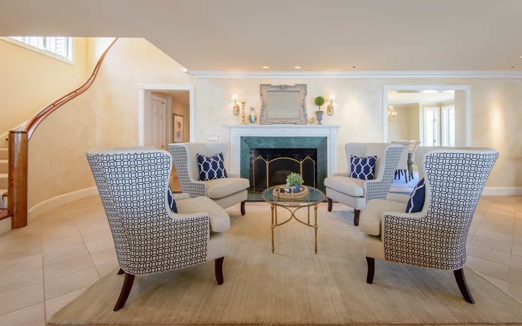 313 Ocean Avenue Marblehead, MA 01945 - Photo 8 of 25