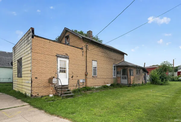 $44,900 | 422 Michigan Avenue, Logansport, IN 46947
