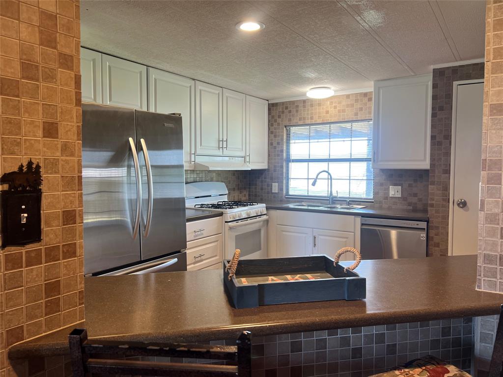 1059 Airport Road Graford, TX 76449 - Photo 10 of 35