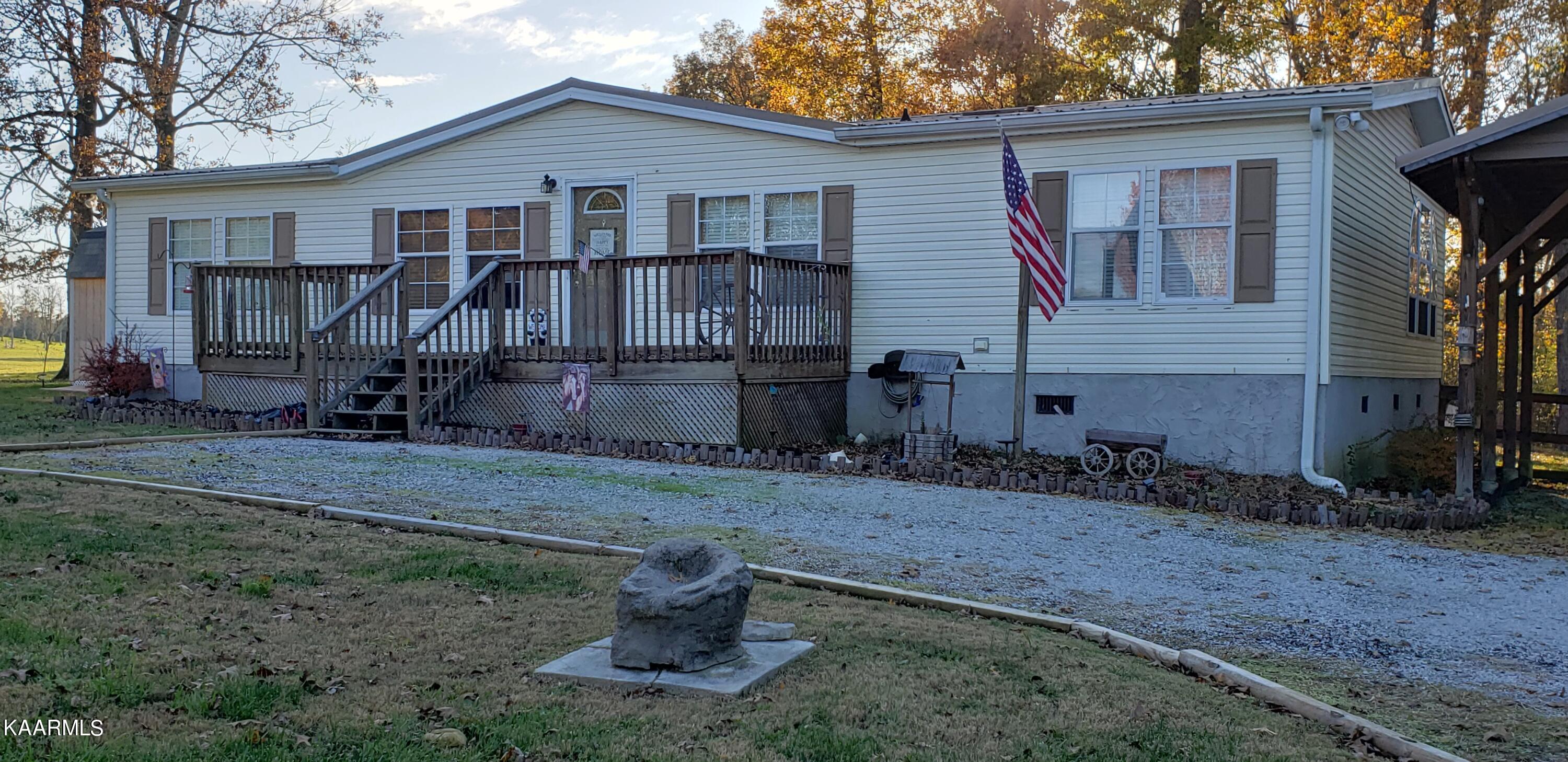 138 Edgemon Road Ten Mile, TN 37880 - Photo 5 of 27 064