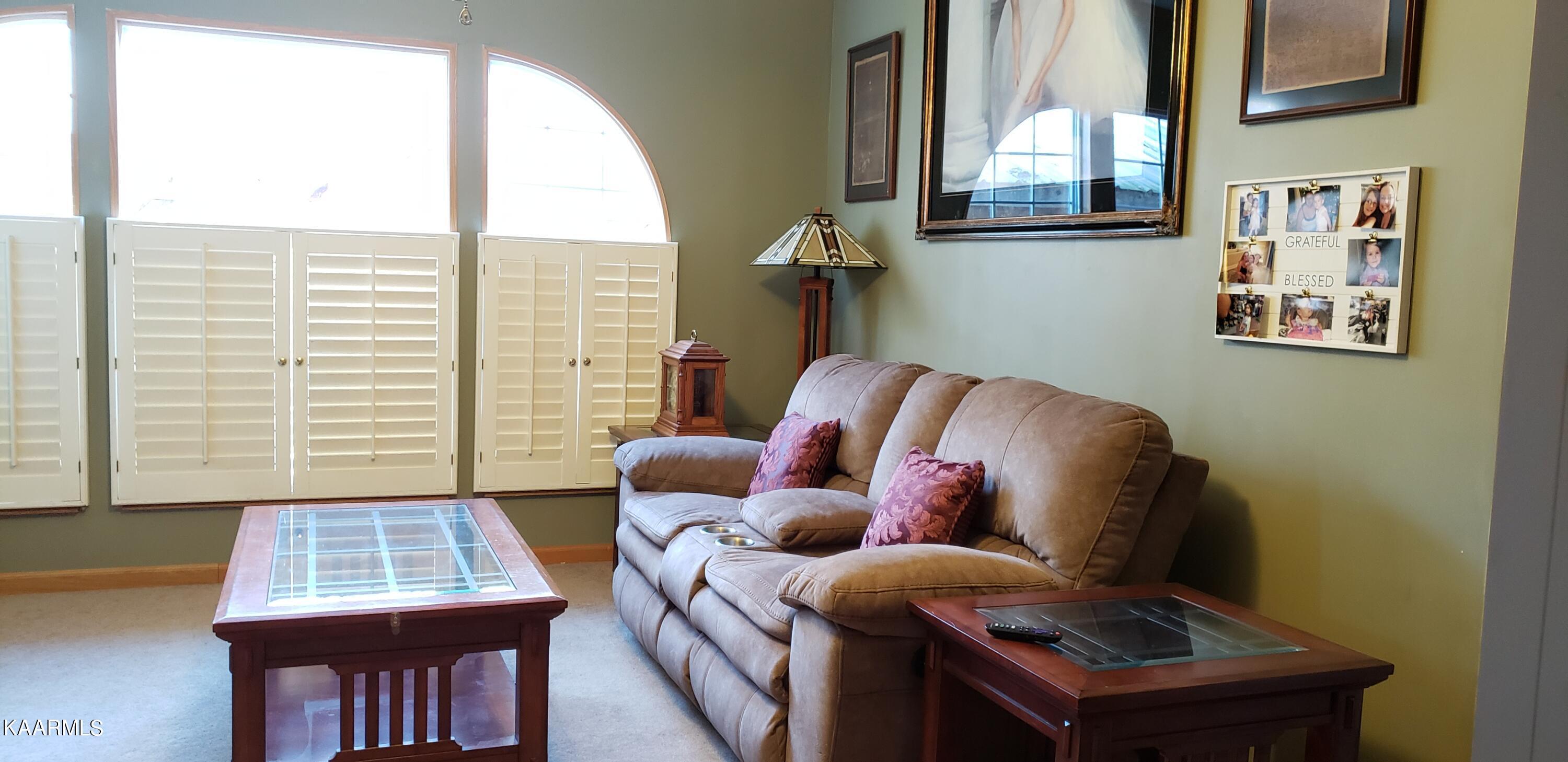 138 Edgemon Road Ten Mile, TN 37880 - Photo 6 of 27 032