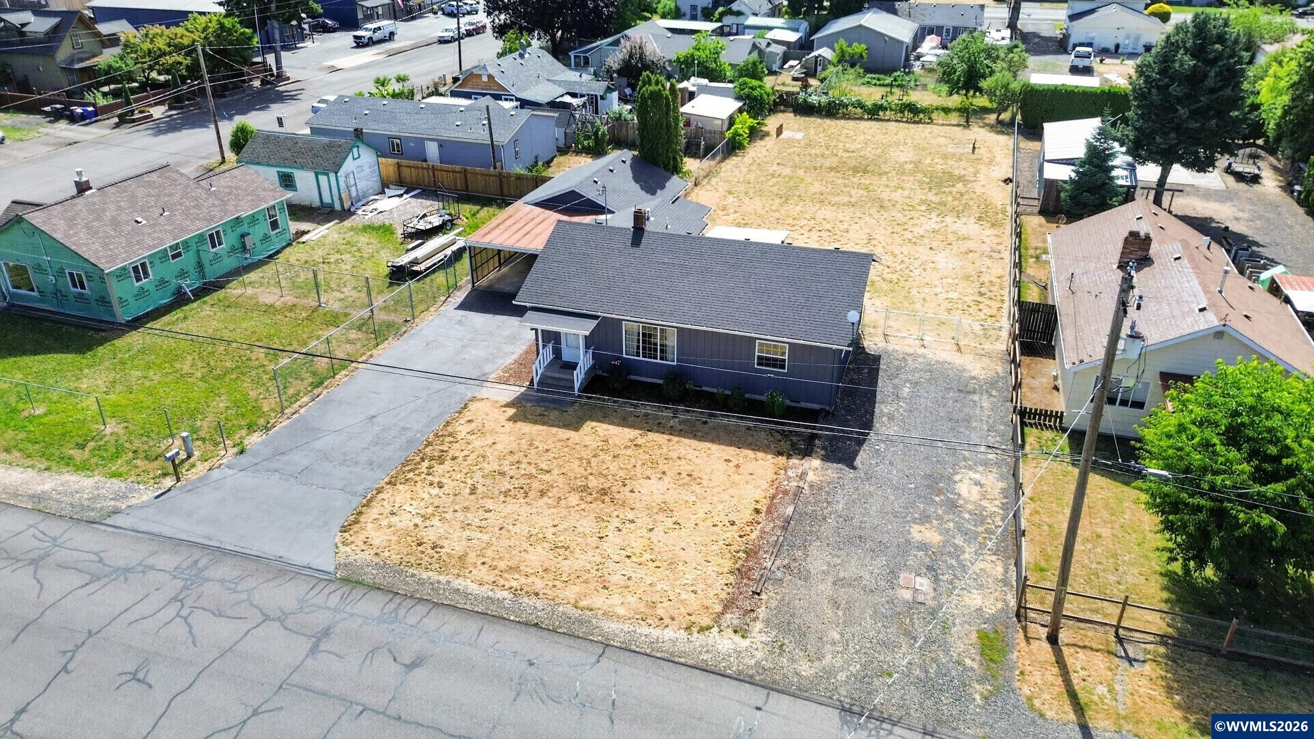 340 North 3rd Street Jefferson, OR 97352 - Photo 9 of 40