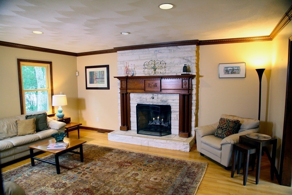 22 Juniper Road Sharon, MA 02067 - Photo 2 of 29