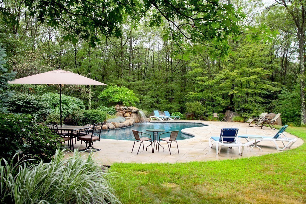 22 Juniper Road Sharon, MA 02067 - Photo 24 of 29