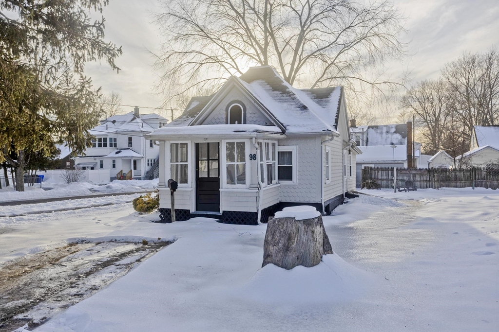 98 Ellsworth Avenue Springfield, MA 01118 - Photo 1 of 17 a house view with a outdoor space