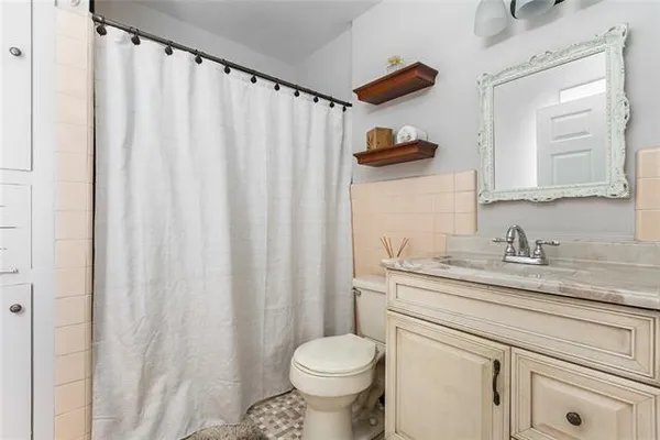 $1,795 | 3516 Clearview Parkway, Metairie, LA 70006